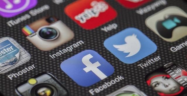 Dal telefono fisso allo smartphone: l’evoluzione delle comunicazioni
